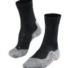 Falke TK5 Vandresokker Damer, Gr&aring;/sort -Campingtøj Butik falke tk5 trekking socks women black mix 1 2