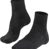 Falke TK5 Wool Korte Trekking-sokker Herrer, Sort/gr&aring; -Campingtøj Butik falke tk5 wool short trekking socks men anthracite melange 6