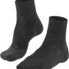 Falke TK5 Wool Korte Trekking-sokker Damer, Sort/grå 2 Falke TK5 Wool Korte Trekking-sokker Damer, Sort/grå -Campingtøj Butik falke tk5 wool short trekking socks women anthracite melange 6 1