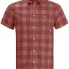 Jack Wolfskin Highlands SS Shirt Men, Rød 1 Jack Wolfskin Highlands SS Shirt Men, Rød -Campingtøj Butik jack wolfskin highlands ss shirt men barn red 41 4