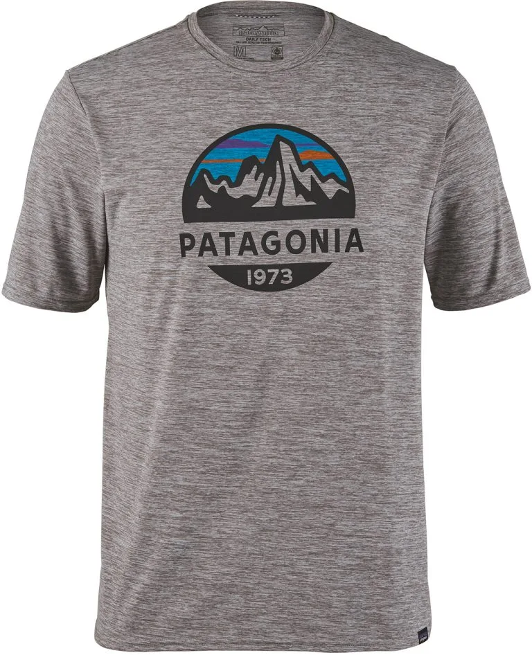 Patagonia Cap Cool Daily Graphic T-shirt Herrer, Rød 3 Patagonia Cap Cool Daily Graphic T-shirt Herrer, Rød
