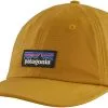 Patagonia P-6 Label Trad Kasket, Sort -Campingtøj Butik patagonia p 6 label trad cap buckwheat gold 1 1