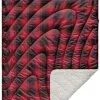 Rumpl Printed Sherpa Puffy Tæppe Unge, Rød/sort 2 Rumpl Printed Sherpa Puffy Tæppe Unge, Rød/sort -Campingtøj Butik rumpl printed sherpa puffy blanket youth ombre plaid 2