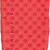 Sea To Summit Ultralight Termounderlag Regulær Damer, Rød 2 Sea To Summit Ultralight Termounderlag Regulær Damer, Rød -Campingtøj Butik sea to summit ultralight insulated air mat regular women paprika 3
