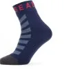 Sealskinz Waterproof Warm Weather Ankel Sokker Med Hydrostop, Sort/grå 1 Sealskinz Waterproof Warm Weather Ankel Sokker Med Hydrostop, Sort/grå -Campingtøj Butik sealskinz waterproof warm weather ankle length socks with hydrostop navy blue grey red 2