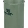 Stanley Classic Vakuumflaske Wezen, Grå/sølv 2 Stanley Classic Vakuumflaske Wezen, Grå/sølv -Campingtøj Butik stanley classic vacuum bottle 075l hammertone green 2
